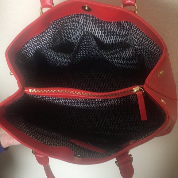 Talbots Pebble Grain Leather Tomato Red Shopper Handbag. - Picture 2 of 5